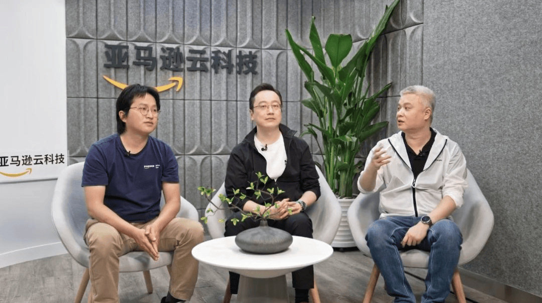 原创            国外游戏厂商疯卷云游戏，为何国内还在原地观望？