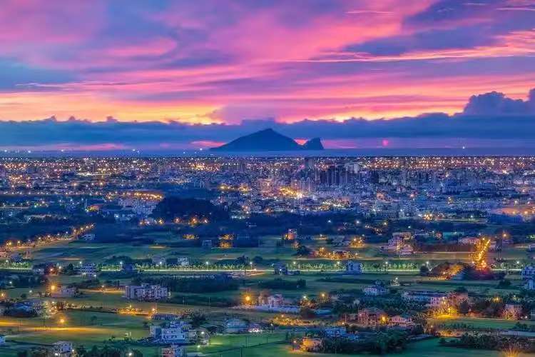 原创            221比209，美国通过涉台法案，撕毁联合国决议，台当局：感谢支持